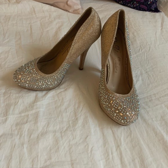Sequined High Heels - Picture 2 of 4